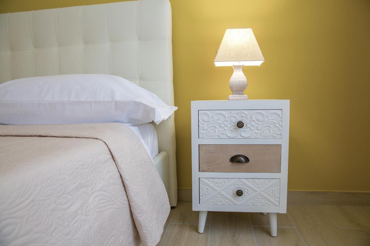 Gleda Rooms Deluxe Pompei Luaran gambar