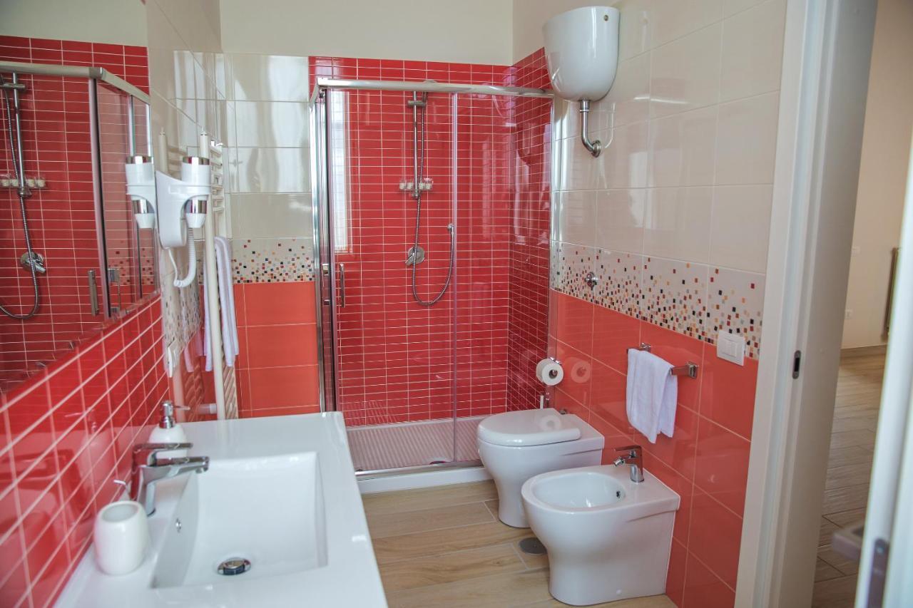 Gleda Rooms Deluxe Pompei Luaran gambar