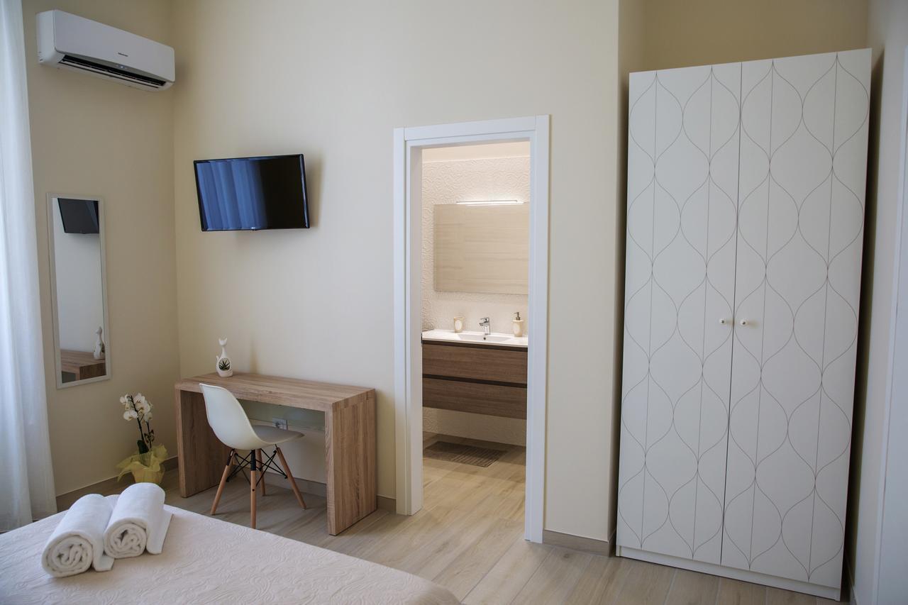 Gleda Rooms Deluxe Pompei Luaran gambar