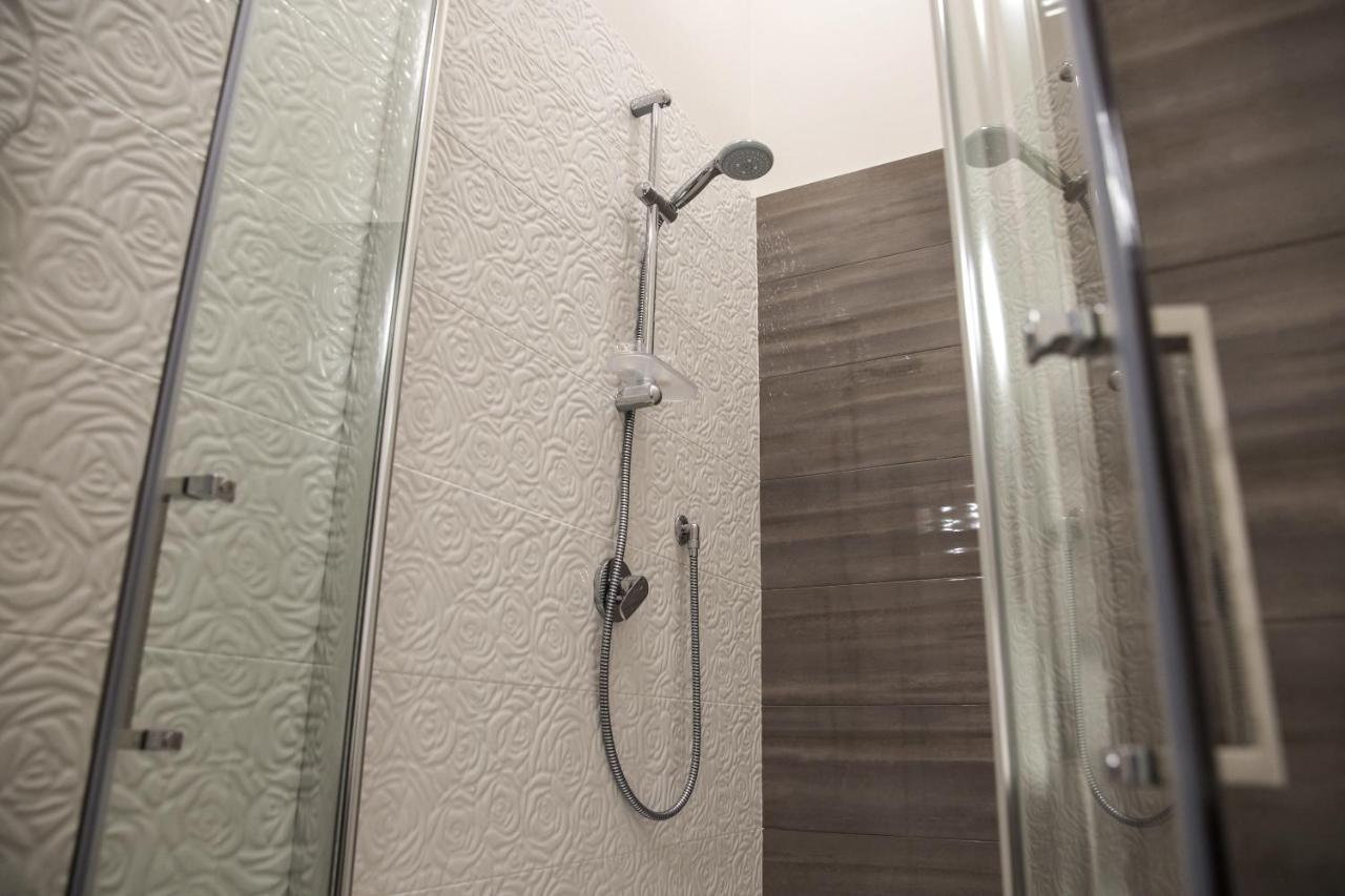 Gleda Rooms Deluxe Pompei Luaran gambar